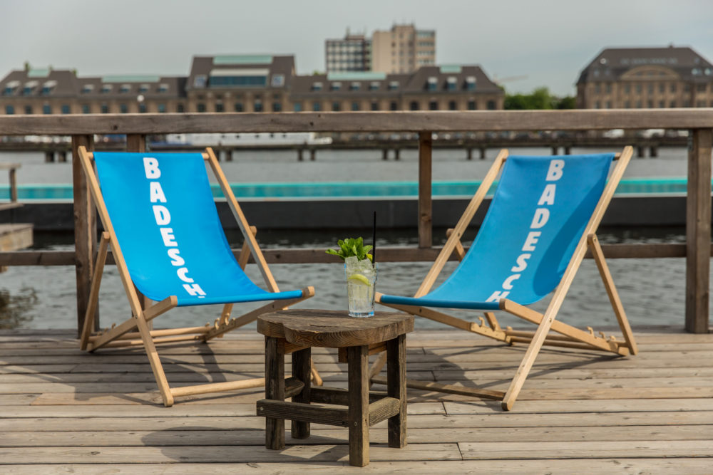 Badeschiff-bar-berlin-2