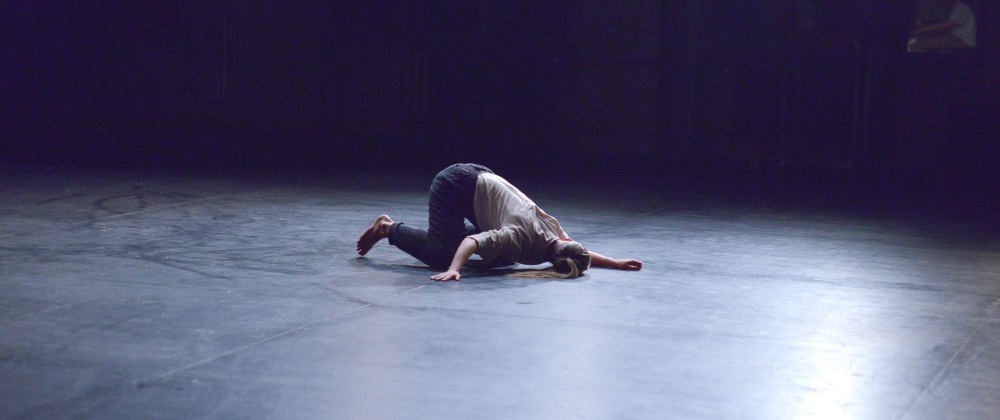 nova-sit-pralin-praha-berlin-divadlo-lina-gomez