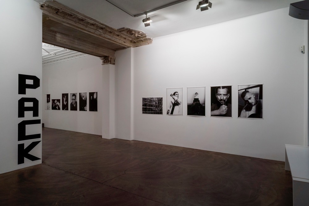 sven-marquart-berghain-vystava-deschler