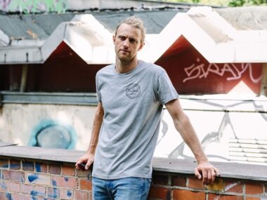 Stacey-Kent-kentholz-nabytek-berlin-ekologie-nahled