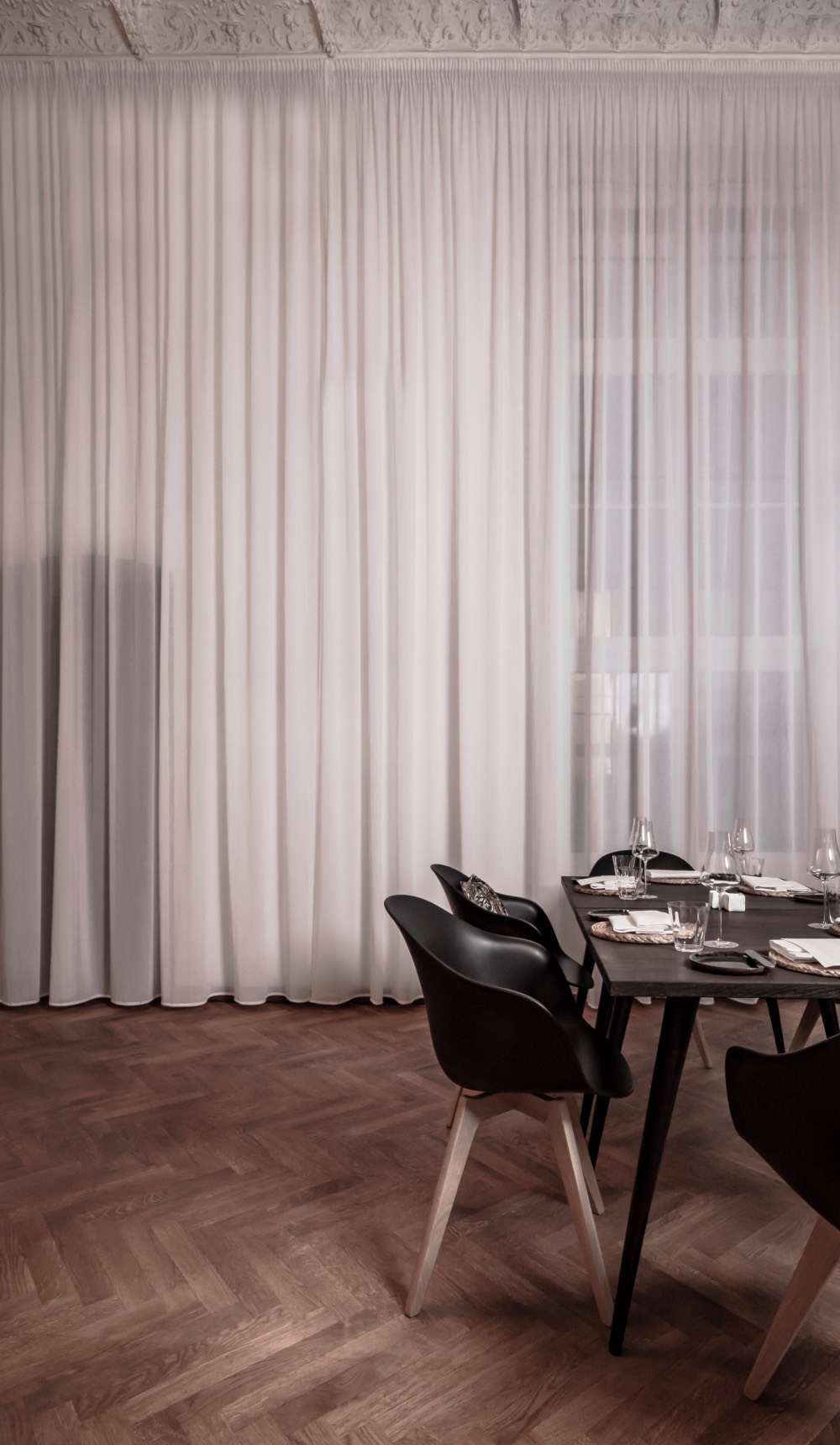 no-name-berlin-restaurace-fine-dinning-interier-2