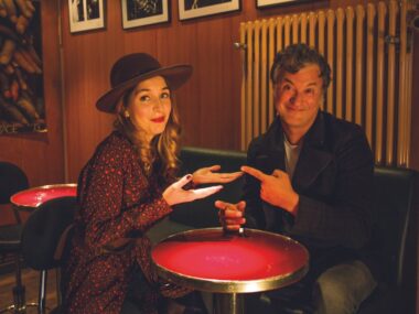 martina-barta-sedal-sardan