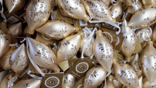 Vánoční ozdoby ze skla